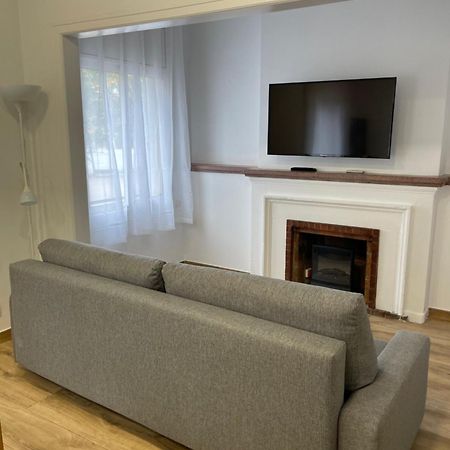 Apartamentos Tarradellas Sants Estacio Barcelona Kültér fotó